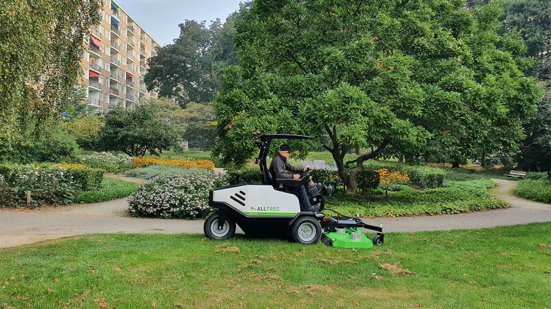 4810tmowingside1600x900.jpg