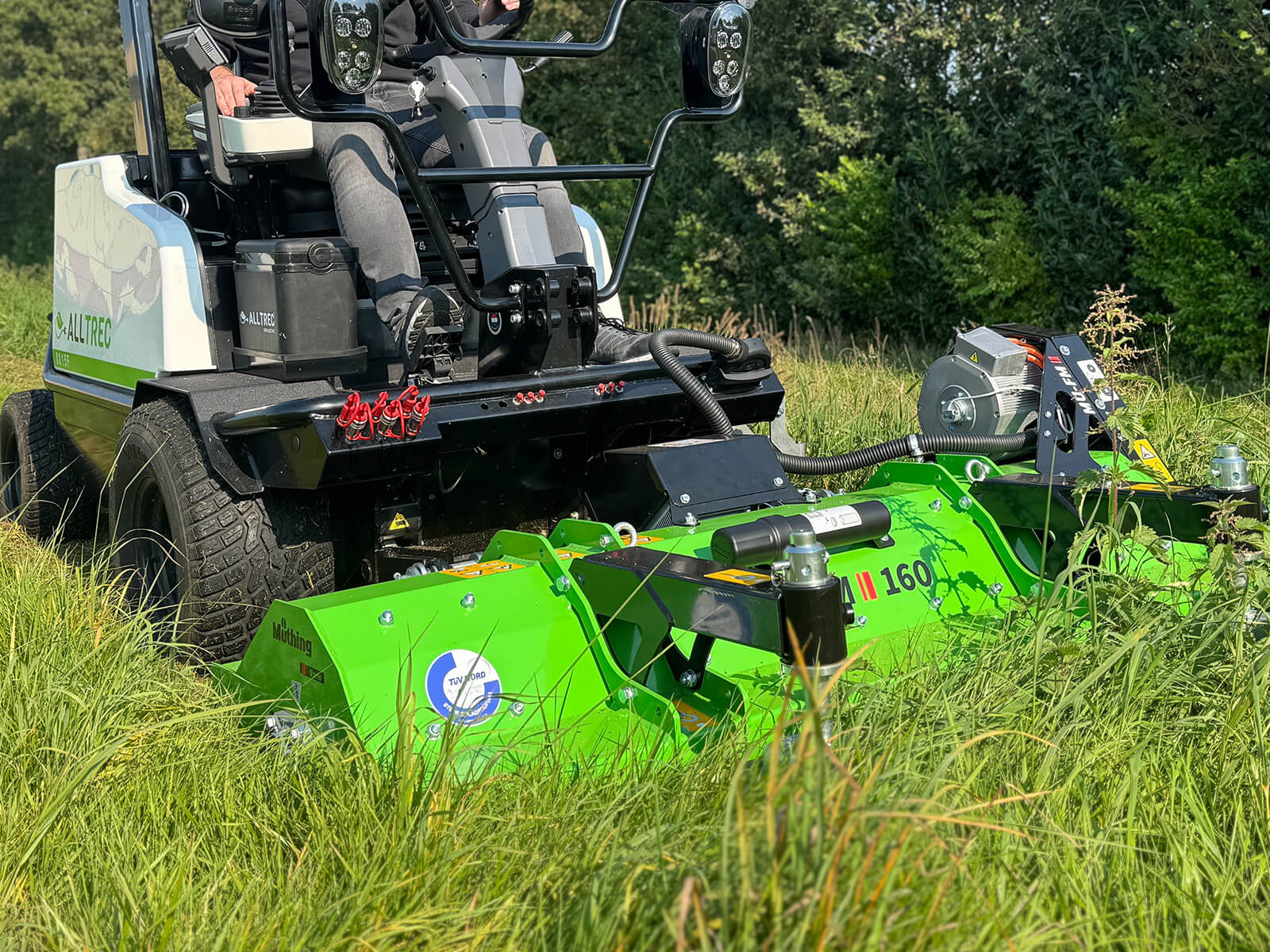 electricflailmower.jpg